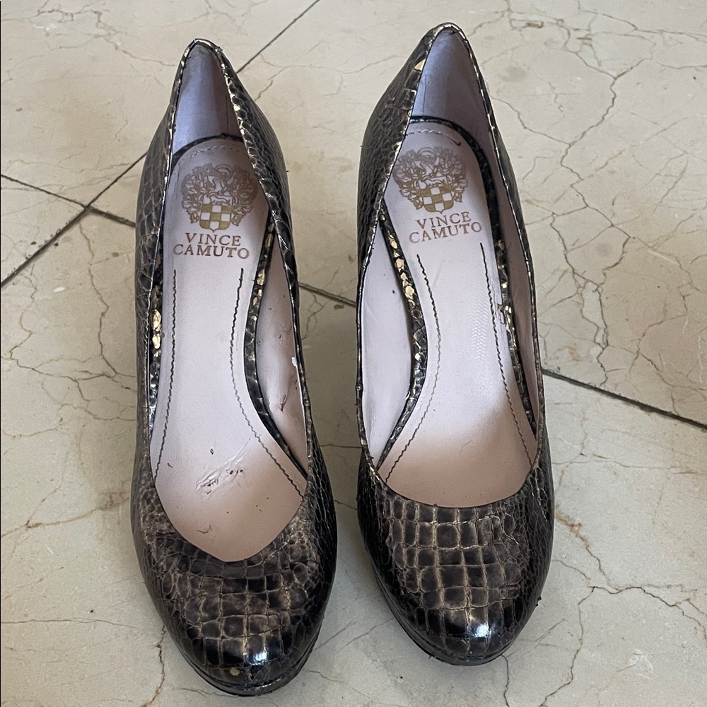 Vince Camuto Dark Snakeskin Patterned Heels